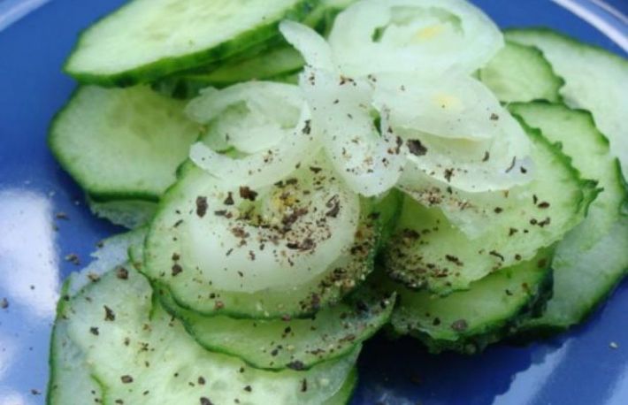 Salata de castraveti