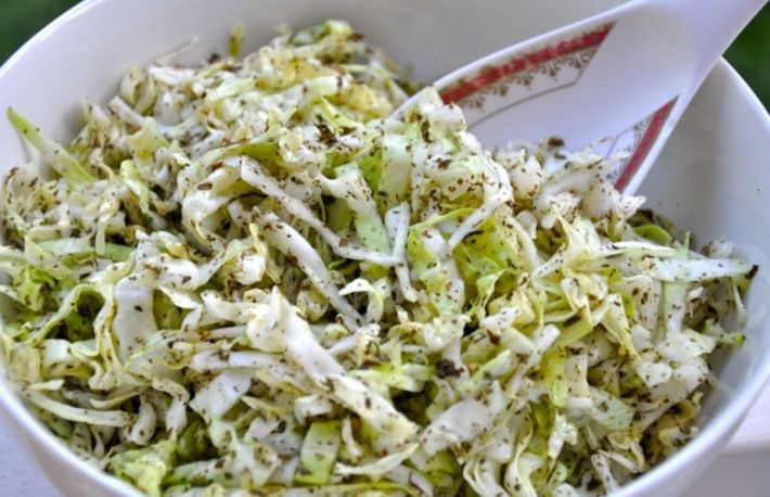 Salata de varza alba