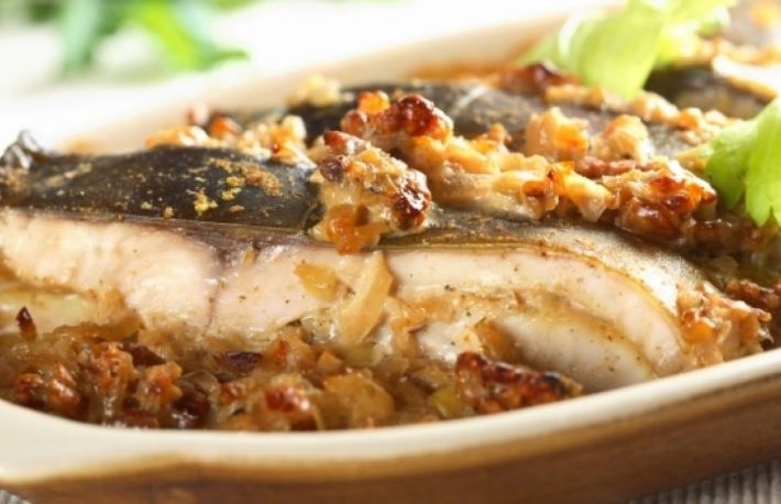 Crap umplut cu ciuperci