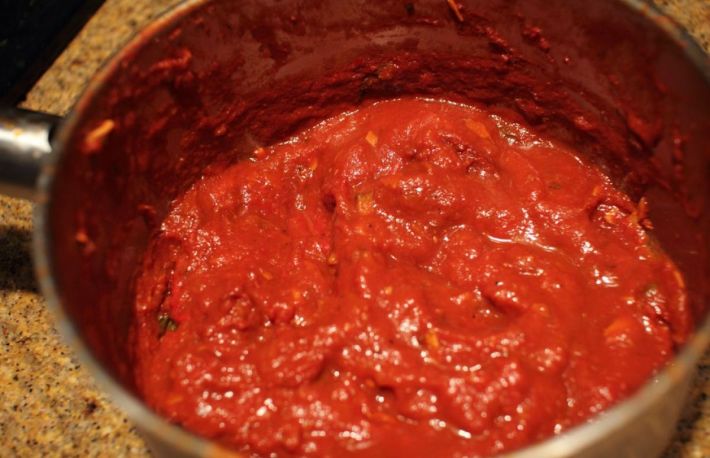 Bulion de rosii uscate