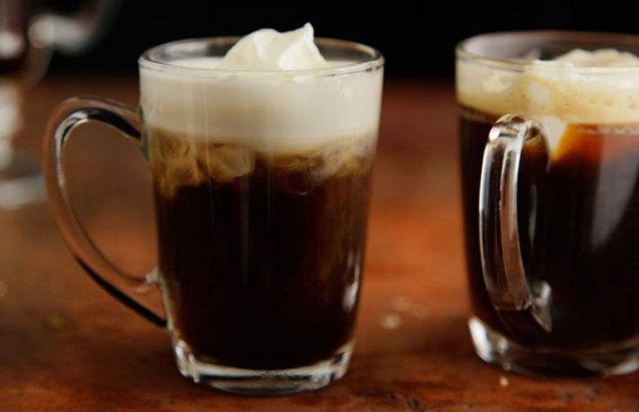 Cum sa faci Irish Coffee la tine acasa