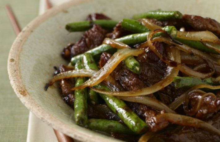 Fasole verde cu carne de vita