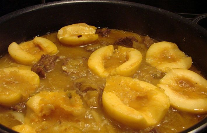 Carne de vita cu gutui