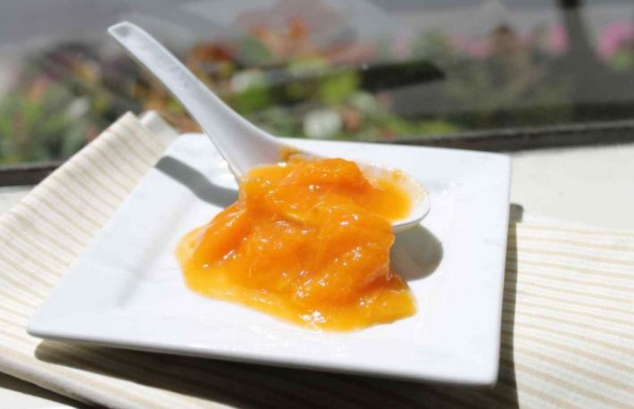 Compot de caise coapte