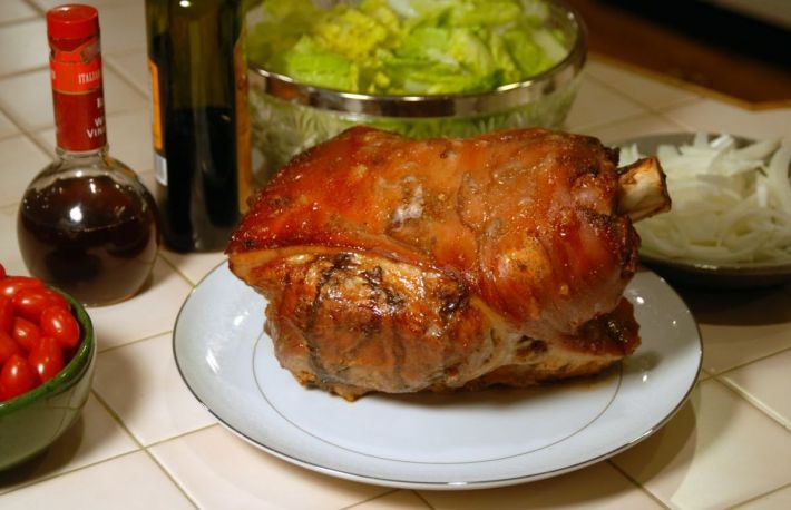 Purcel de lapte la tava