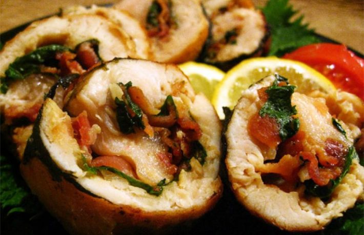 Rulouri din piept de pasare