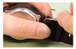 Cum sa schimbi cureaua de la ceas